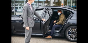 Need a Luxurious Ride? Discover the Best Riyadh Chauffeur Services in 2025!