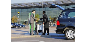 Best Riyadh Airport Pick and Drop Off Service To Save Corporate Travelers’ Time in 2025